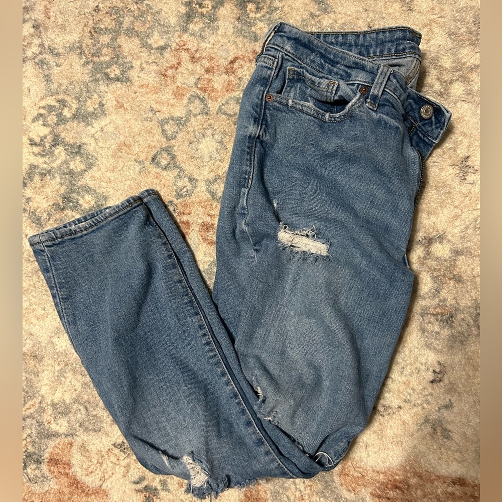 Old Navy High Rise Straight Jeans